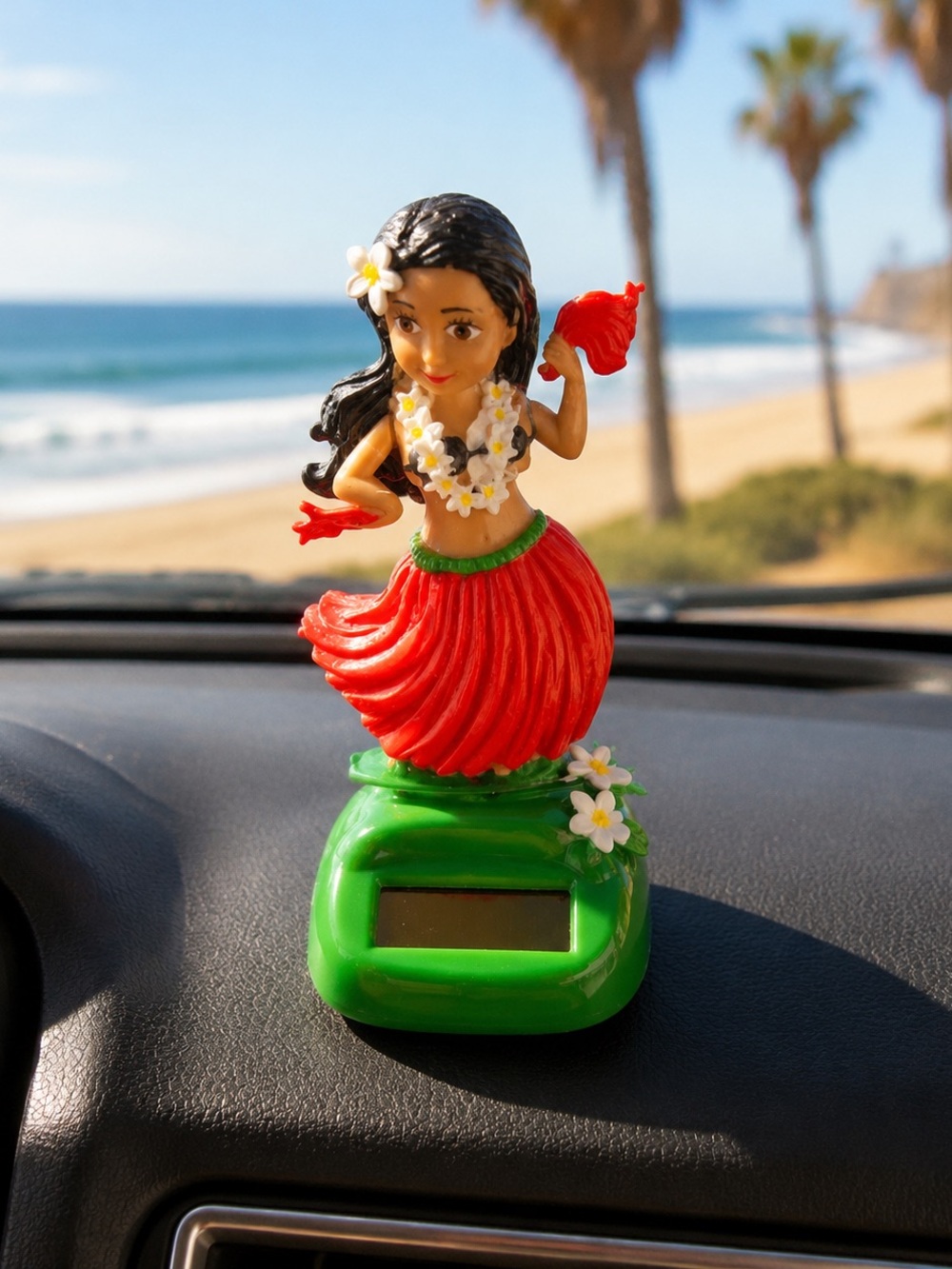 Solar-Powered Hula Doll Car Ornament - Red Skirt, Green Base